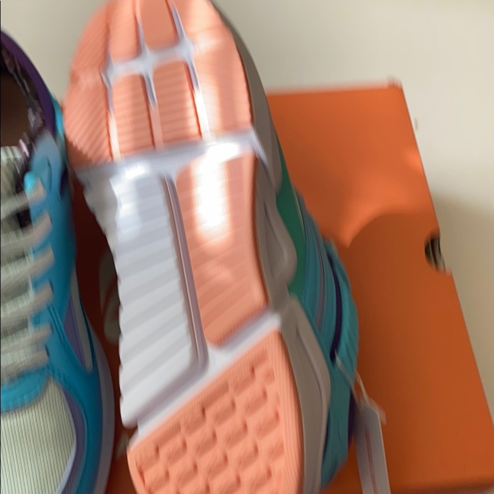 Fabletics sneakers - Picture 5 of 13